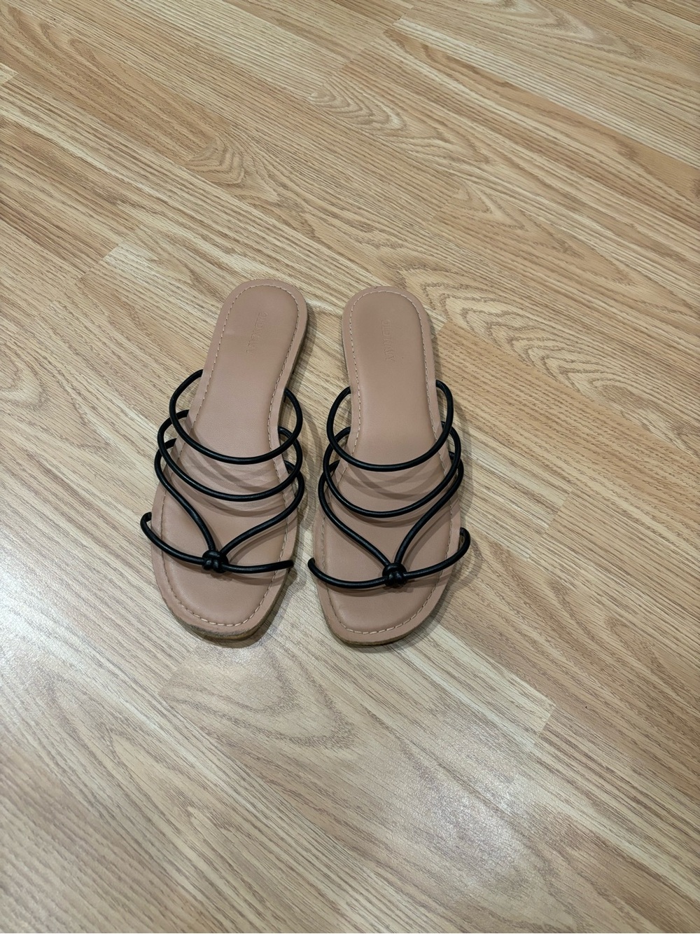 Old Navy Black Strappy sandals size 9